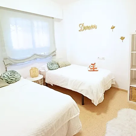 Baby-friendly Terrace * 엘 캄펠로