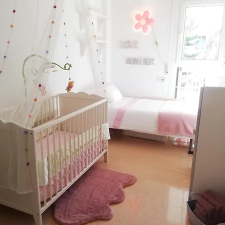 아파트 Baby-friendly Terrace 엘 캄펠로